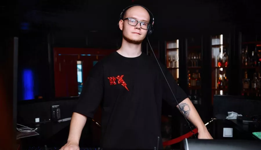 Караоке-клуб Radio Killers в Минске: Караоке, Бар, Коктейли, Музыкально, Сцена, Песни, Не пропусти, Мероприятия, Вкусная Еда,