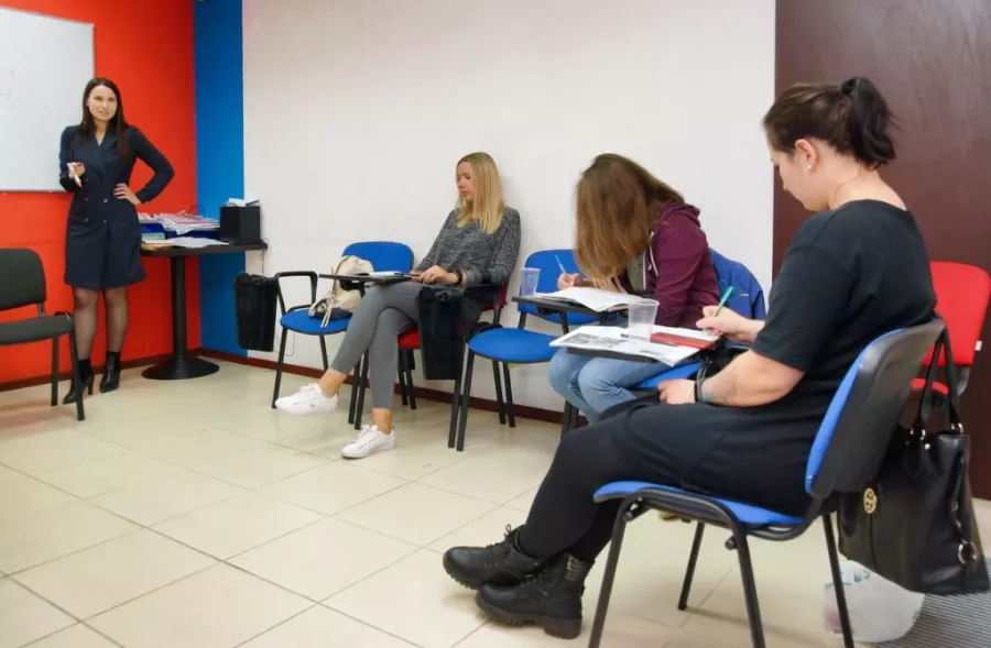 Школа иностранных языков Underground Language Club в Минске: Обучение, Образование, Курсы иностранных языков, Репетиторы, Иностранные языки, Школа языков,