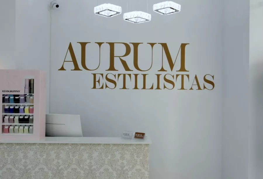 Салон красоты Aurum Estilistas y Belleza в Аликанте: Салон красоты, Красота, Волосы, Ногти, Стрижка, Ботекс,