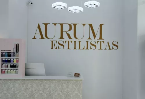 Салон красоты Aurum Estilistas y Belleza  в  Аликанте