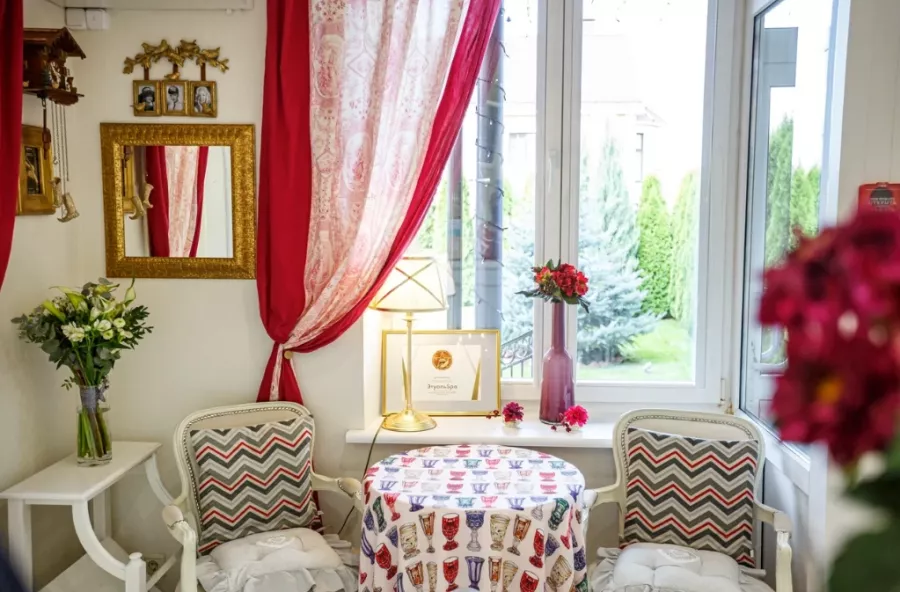 Салон красоты ЭтуальSpa в Минске: Студия красоты, Индустрия красоты, Ногти, Педикюр, Маникюр, Волосы, Стрижки, Массаж, СПА-услуги, Брови, Макияж, Бассейн,