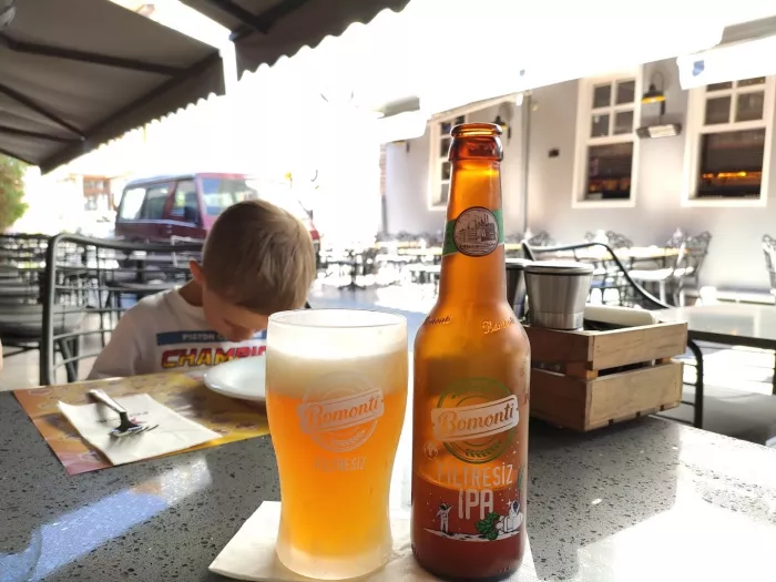 Бар "Famous Kitchen Antalya"