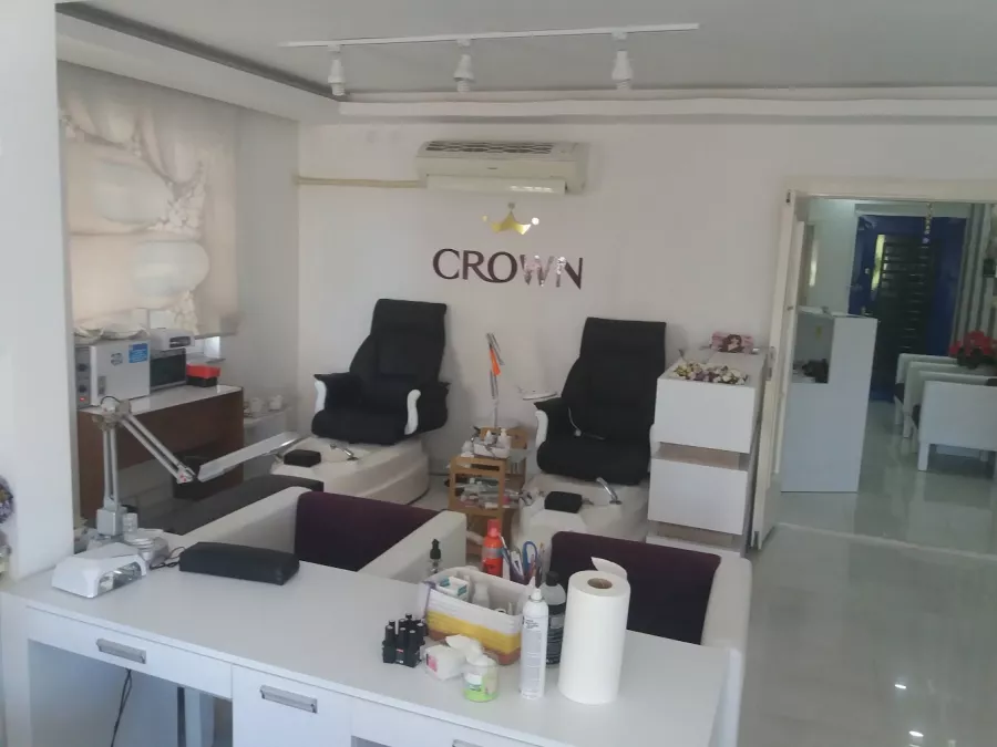 Салон красоты Crown Beauty Salon в Анталии: Салон красоты, Маникюр, Педикюр, Ресницы, Красота,