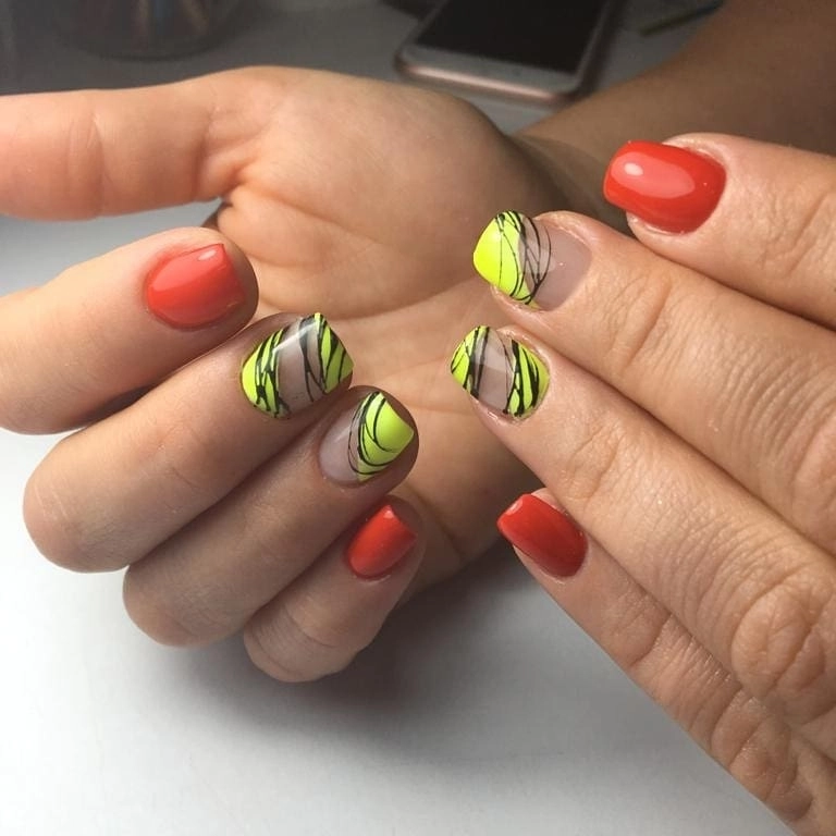 Салон красоты Crown Beauty Salon в Анталии: Салон красоты, Маникюр, Педикюр, Ресницы, Красота,