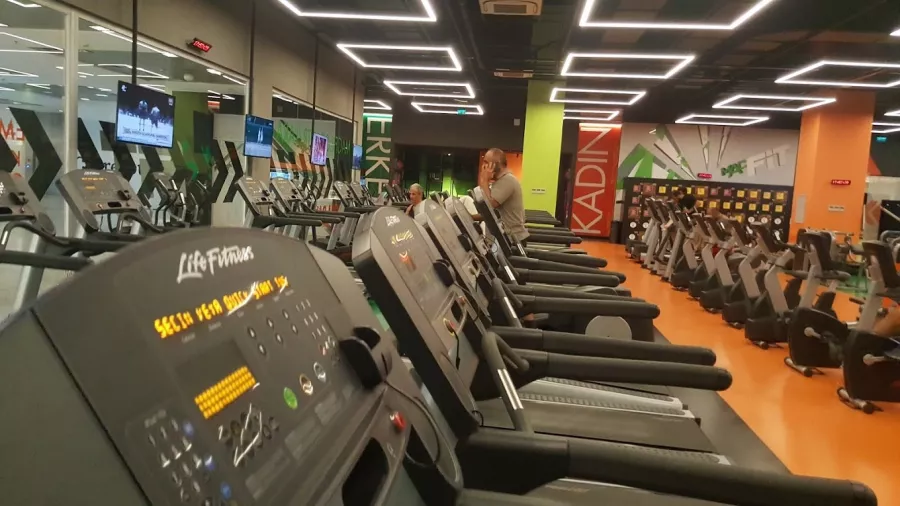 Тренажерный зал MACFit Lara в Анталии: Тренажерный зал, Спортивный зал, Фитнес-клуб, Развиваться,