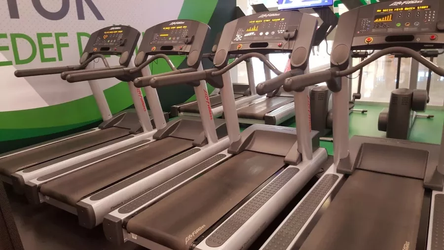 Тренажерный зал MACFit Lara в Анталии: Тренажерный зал, Спортивный зал, Фитнес-клуб, Развиваться,
