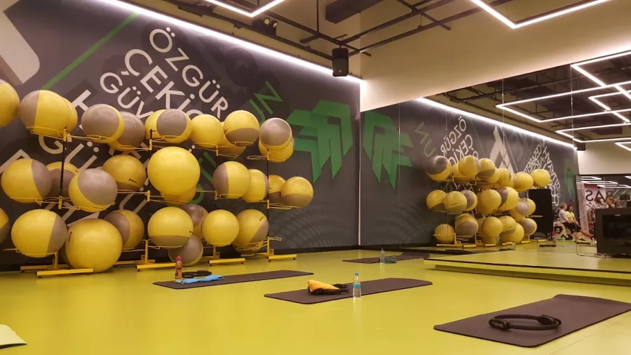 Тренажерный зал MACFit Lara в Анталии: Тренажерный зал, Спортивный зал, Фитнес-клуб, Развиваться,