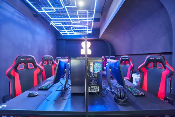 Киберплощадка "META ARENA"