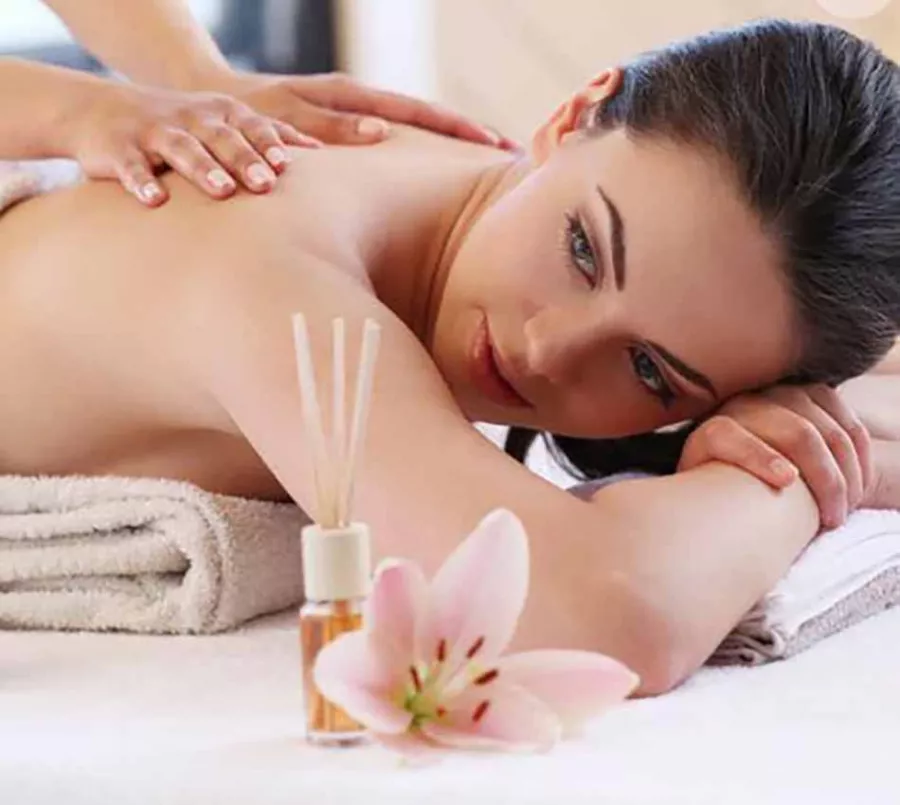 Салон красоты в Милане Vera Estetica & Benessere в Милане: Косметолог, Депиляция , Массаж , Маникюр , Аромотерапия ,