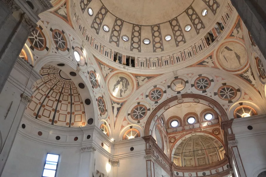 Санта-Мария-делле-Грацие (итал. Chiesa e Convento Domenicano di Santa Maria delle Grazie) в Милане: Архитектура , Старый город, Бесплатный вход, История города ,