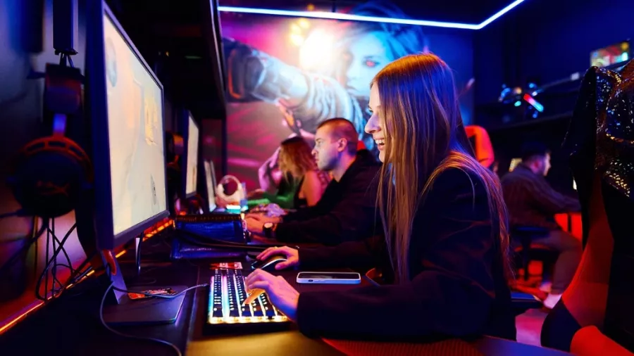 Киберспортивная арена CyberX в Минске: Киберспорт, Компьютеры, Удобные кресла, Кибер-арена, Кибер-клуб, Круглосуточно, Кибер-кафе,