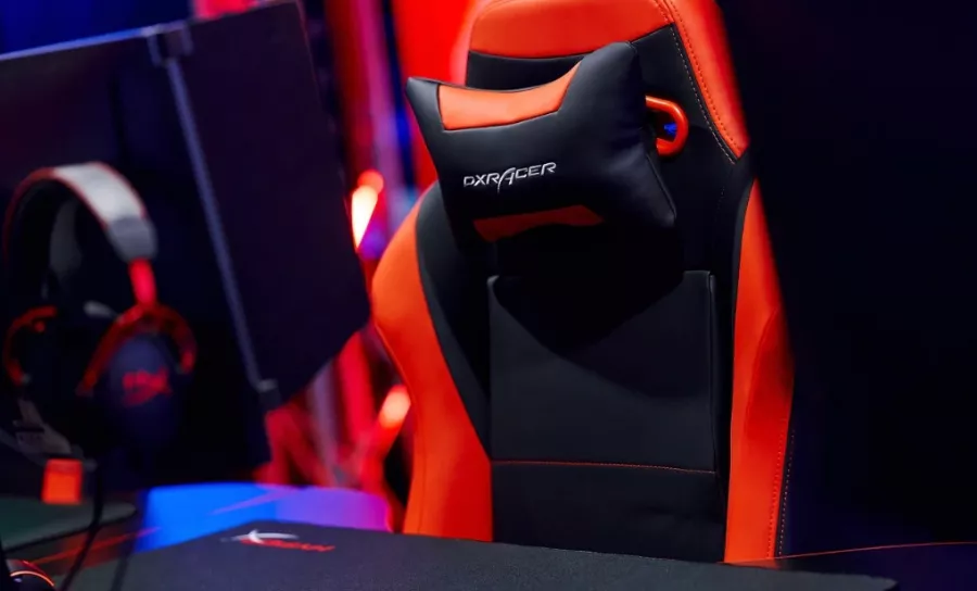 Киберспортивная арена CyberX в Минске: Киберспорт, Компьютеры, Удобные кресла, Кибер-арена, Кибер-клуб, Круглосуточно, Кибер-кафе,