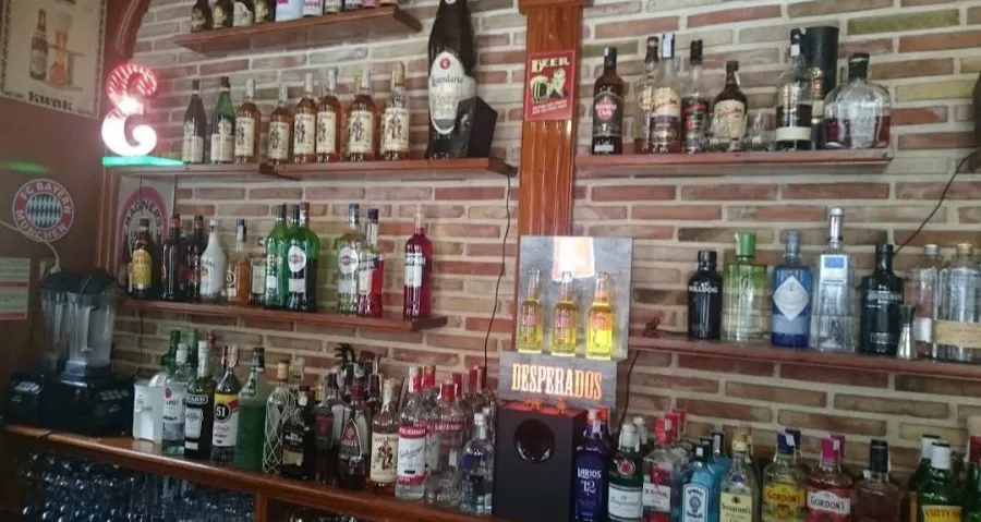 Бар Munich в Аликанте: Напитки, Бар, Вкусно, Кофе, Еда,