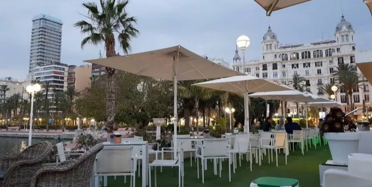 Бар "SOHO MAR"