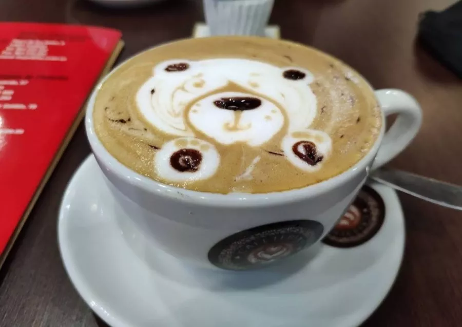 Кафе CAFETERÍA LATTE ART CENTRO в Аликанте: Бар, Вкусно, Кафе, Ресторан, Бургеры, Напитки, Еда,