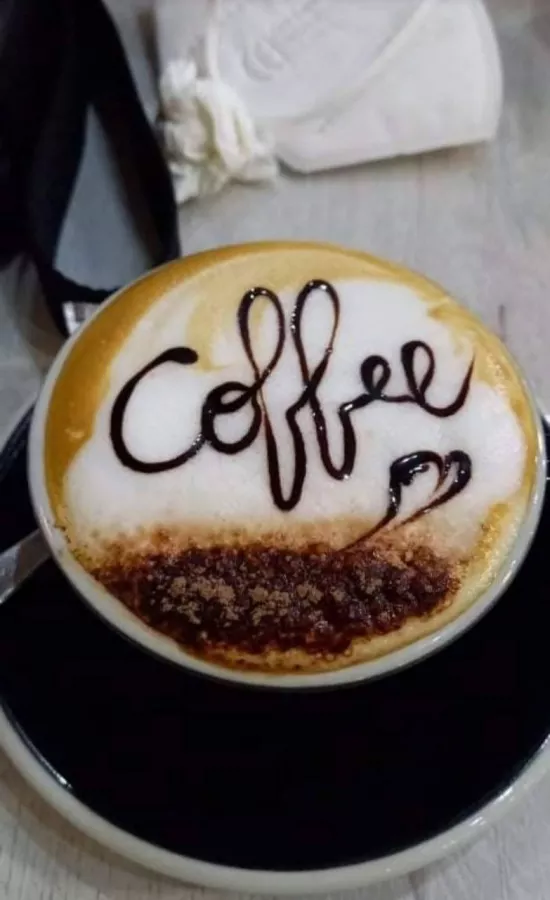 Кафе CAFETERÍA LATTE ART CENTRO в Аликанте: Бар, Вкусно, Кафе, Ресторан, Бургеры, Напитки, Еда,