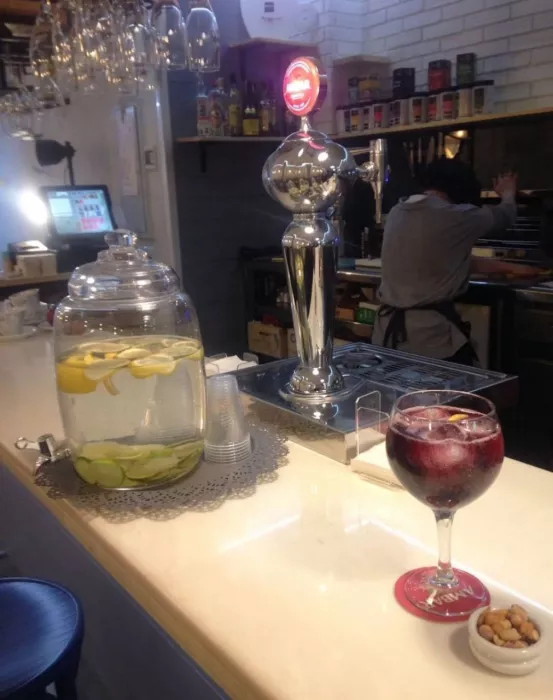 Кофейня Mandala Café  в  Аликанте