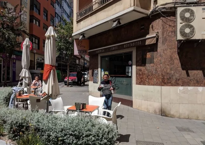 Кафе "Café Work"