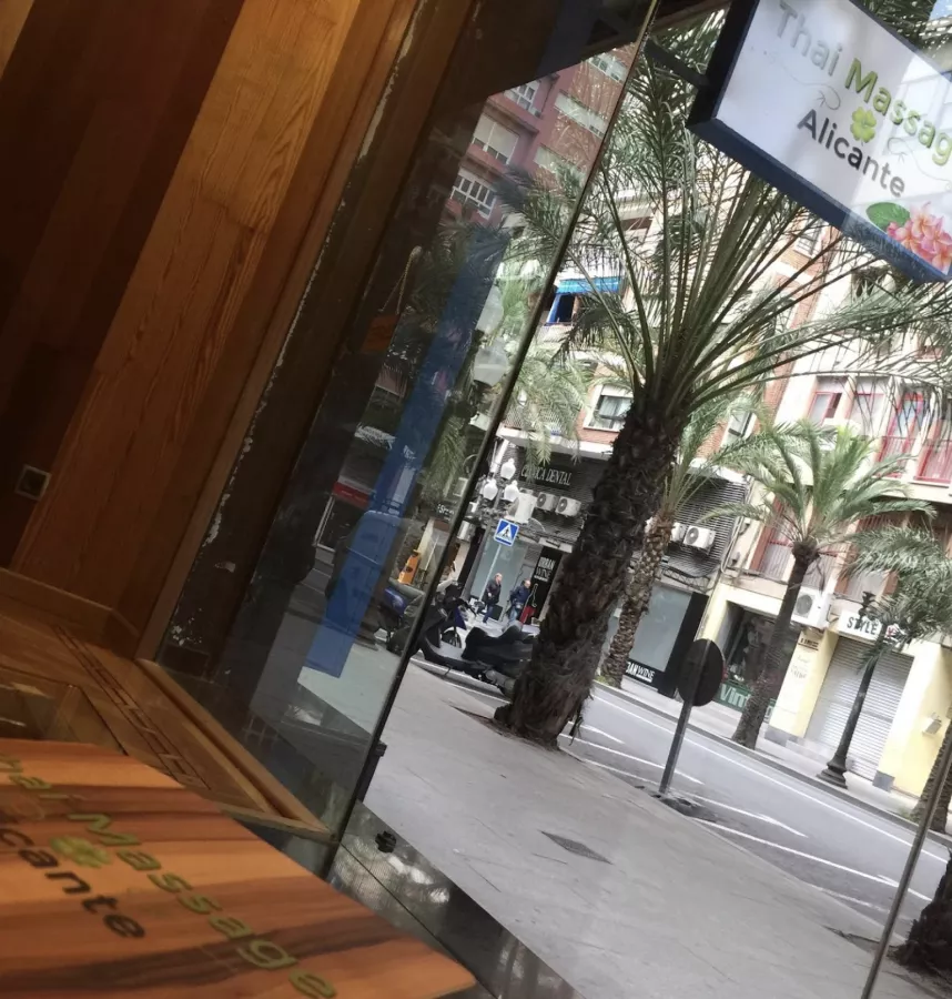 Студия массажа Thai Massage Alicante в Аликанте: Массаж, Релакс, Студия, Отдых,