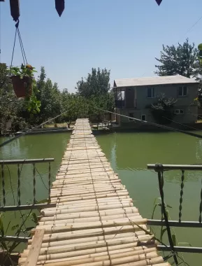 სასტუმრო "ამირანის ტბა" (Гостиница "Amiran's Lake")