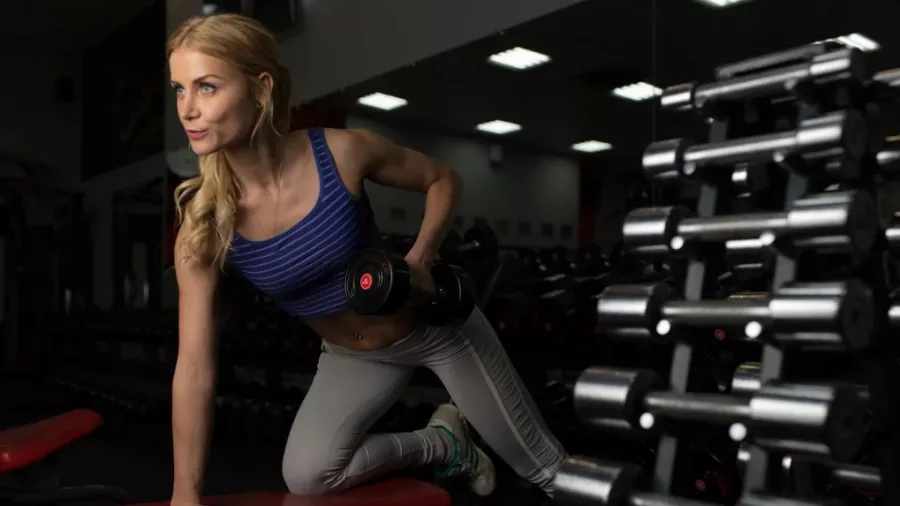 Фитнес-клуб F1Fitness в Минске: Фитнес, Фитнес-клуб, Тренажёры, Фито-бар, Групповые тренировки, Индивидуальные тренировки, Зона единоборств, Тренеры, Качалка,