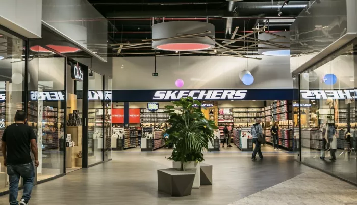 Торговый центр "Outlet Stores"