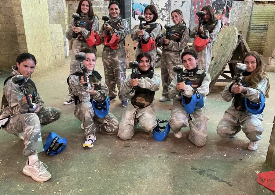 Клуб пейнтбола и лазертага MEGAZONA ALICANTE - Centro de juego de Paintball Indoor y Laser Tag в Аликанте: Пейнтбол, Лазертаг, Веселье,