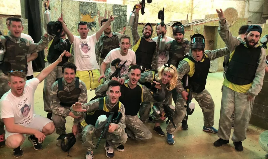 Клуб пейнтбола и лазертага MEGAZONA ALICANTE - Centro de juego de Paintball Indoor y Laser Tag в Аликанте: Пейнтбол, Лазертаг, Веселье,