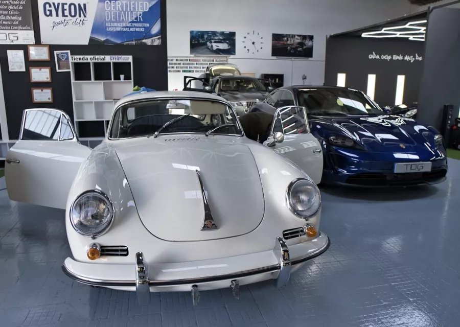 Автомойка TDG : True Detailing Garage в Аликанте: Автомойка , Мойка, Помыть машину,