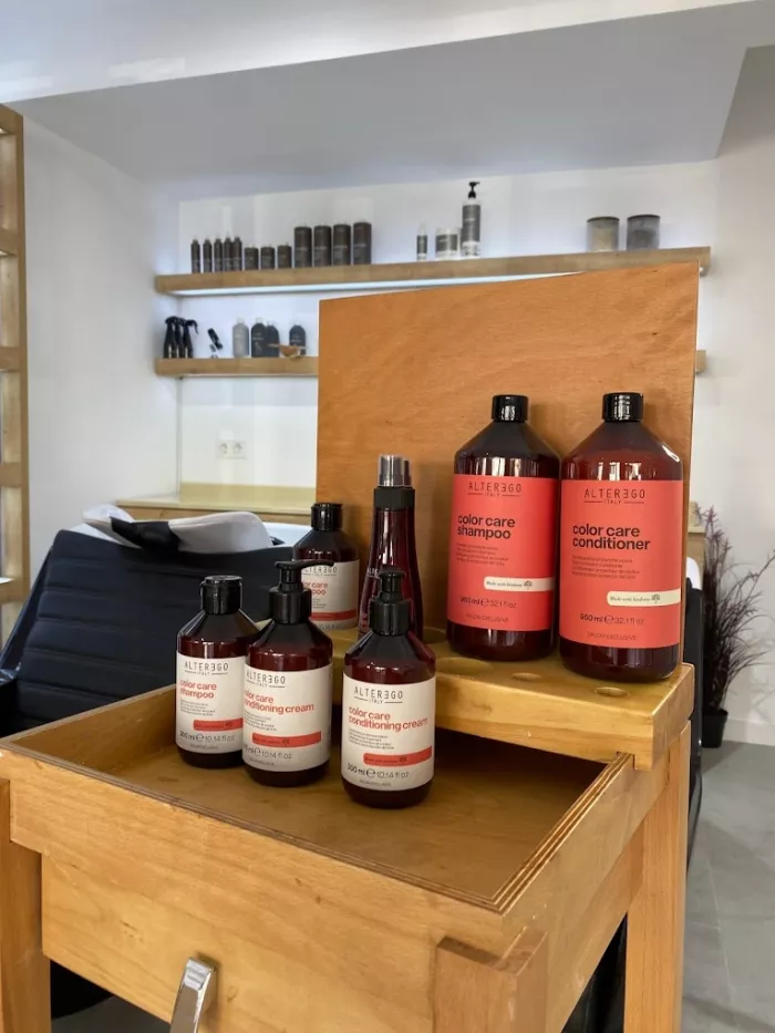 Салон красоты "System Healthy Hair"