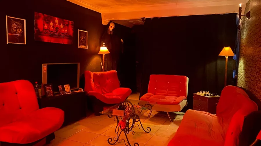 Квест-комнаты Reaxiyon Korku Evi в Анталии: Квест, Квест-комнаты, Развлечения,