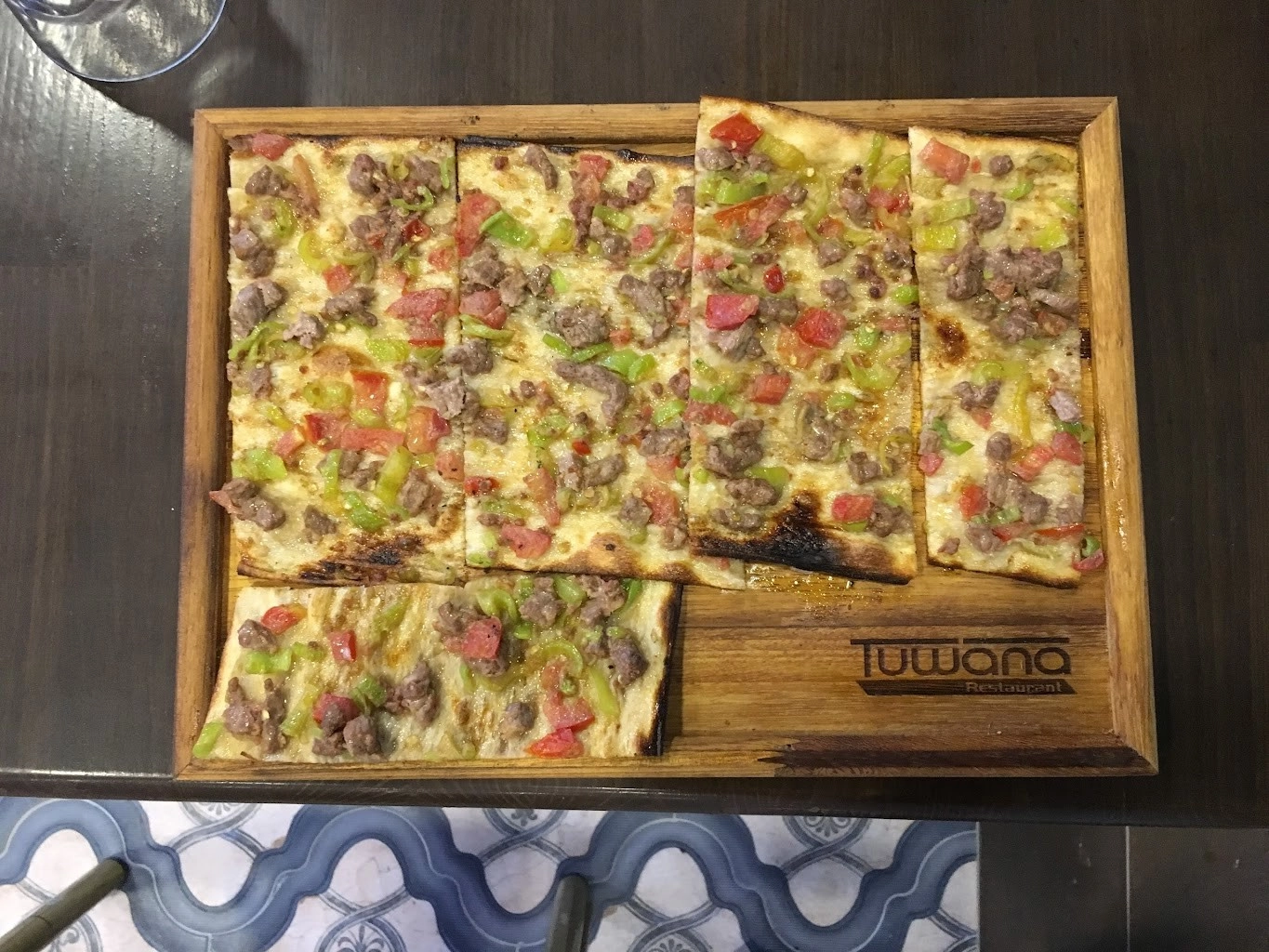 Ресторан "Tuwana".