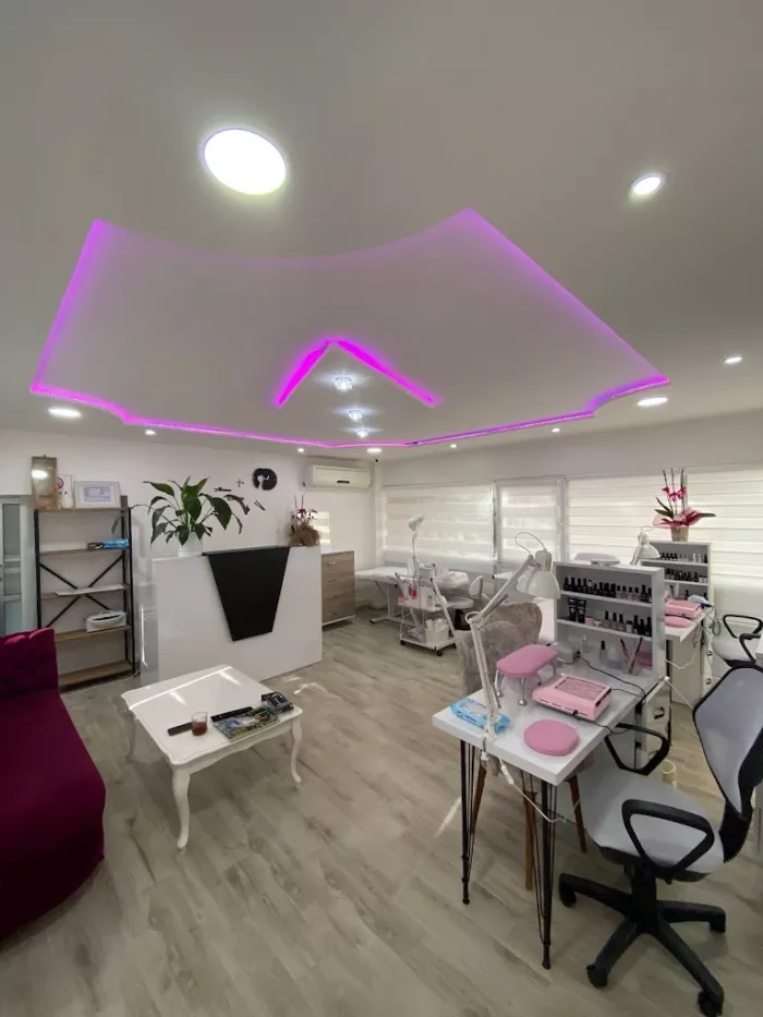 Салон красоты "Alena Estetik"