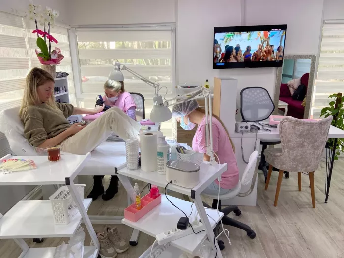 Салон красоты "Alena Estetik"