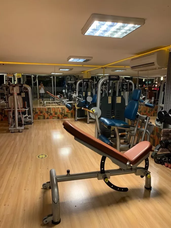 Тренажерный зал Mad line fitness club в Анталии: Развитие,