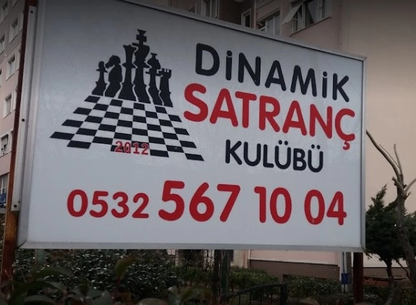 Dynamic Chess Club