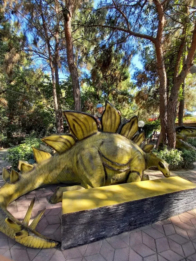 Тематический парк Dinopark Antalya в Анталии: Парк, Бассейн, Активный Отдых, Игры,