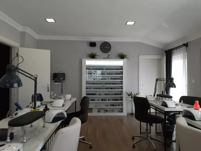 Салон красоты "Nail Zone Antalya"