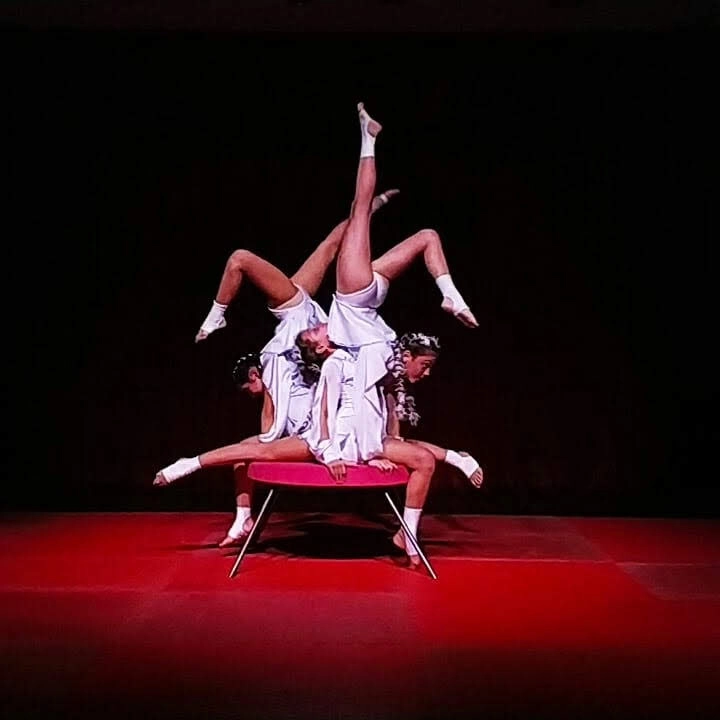 Школа Circus School official в Анталии: Цирк, Школа, Учимся,