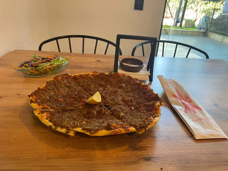 Веганский ресторан Vegan House в Анталии: Ресторан, Кафе, Напитки, Веганская кухня, Еда,