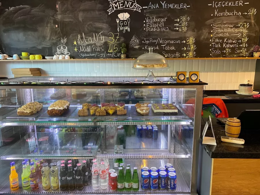 Веганский ресторан Vegan House в Анталии: Ресторан, Кафе, Напитки, Веганская кухня, Еда,