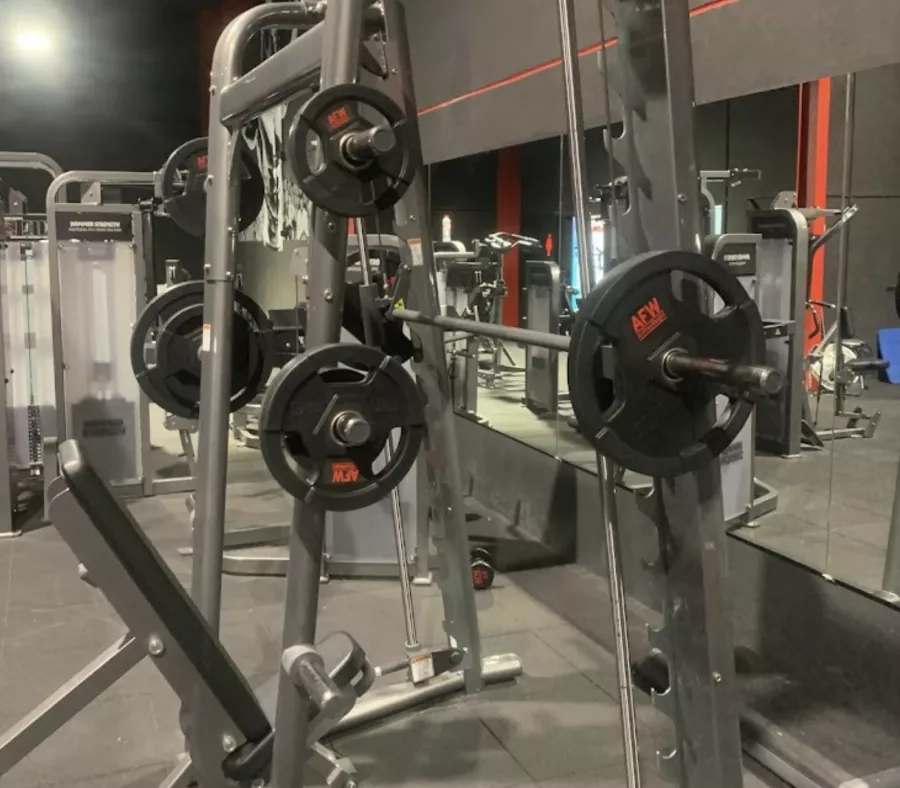 Гимнастический центр Titan Fitness в Аликанте: Гимнастический центр , Гимнастика, Тренировки,