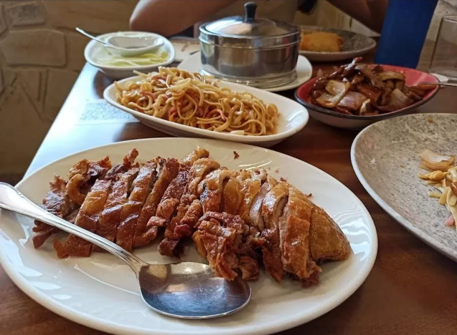 Ресторан Restaurante Nan King в Аликанте: Напитки, Бар, Вкусно, Кафе, Ресторан, Бургеры, Алкоголь, Еда,