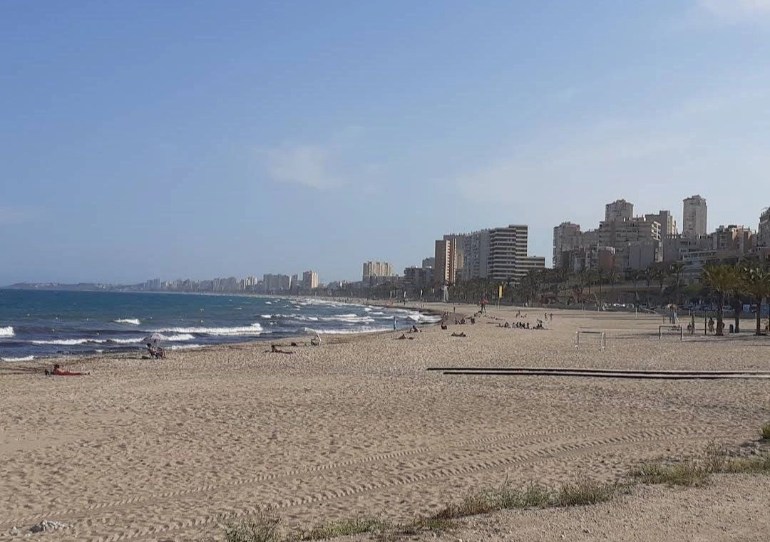 Пляж "Плайя де Мучависта"