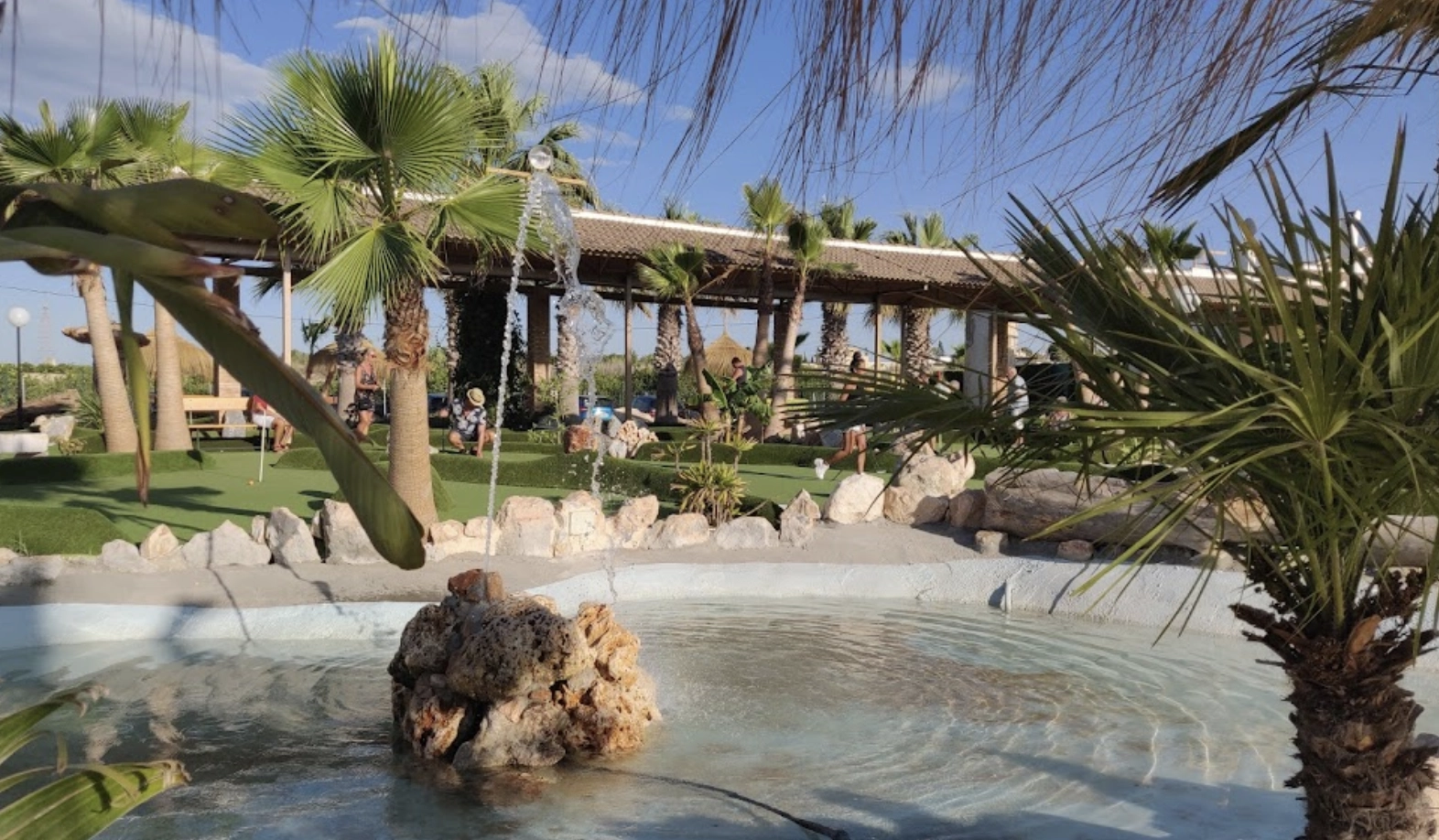 Плащадка для игры в мини гольф "Greenlands Sport Club"