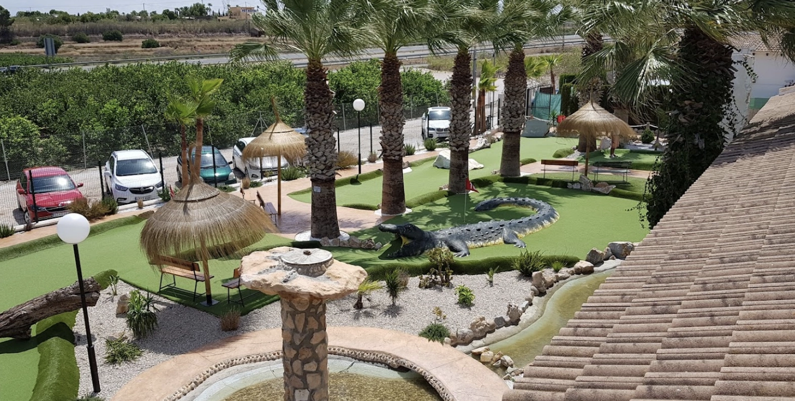 Плащадка для игры в мини гольф "Greenlands Sport Club"