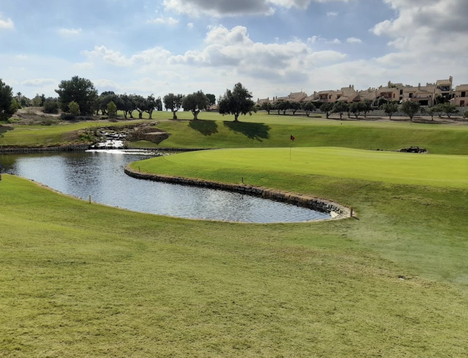 Школа и поле для гольфа "La Finca Golf"