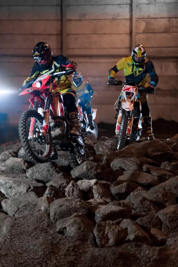 База SPB Enduro в Санкт-Петербурге: Мототрасса, Гонки, Скорость, Байк,