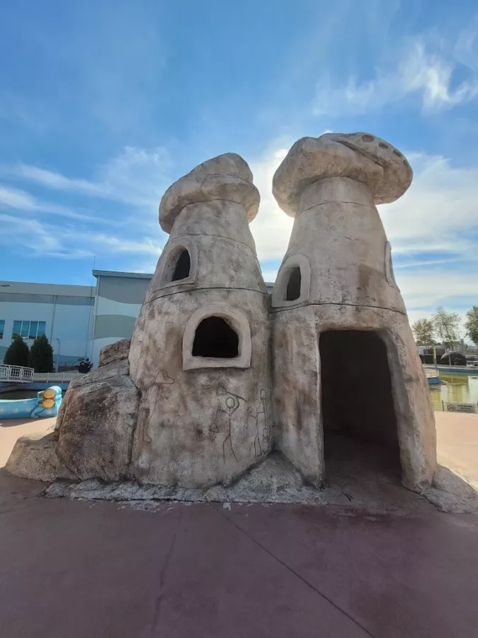 Парк Masal Parkı в Анталии: Скульптура, Парк, Развлечение, Игры,