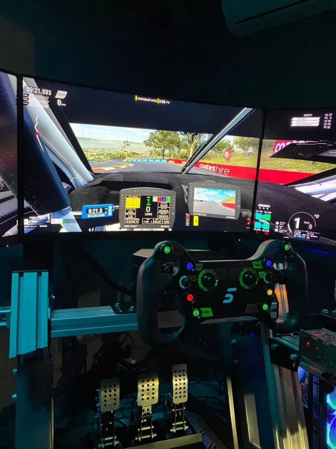Гоночные симуляторы SIMRIDER в Санкт-Петербурге: Мотоклуб, Гонки, Симулятор, Байк,